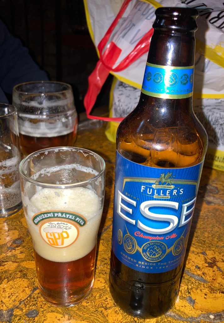 Láhev piva Fuller's ESB od londýnského pivovaru
