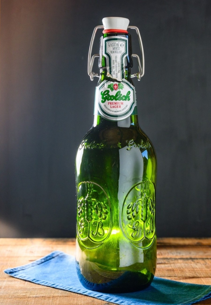 Pivo Pilsner Grolsch v lahvi se swing-top uzávěrem